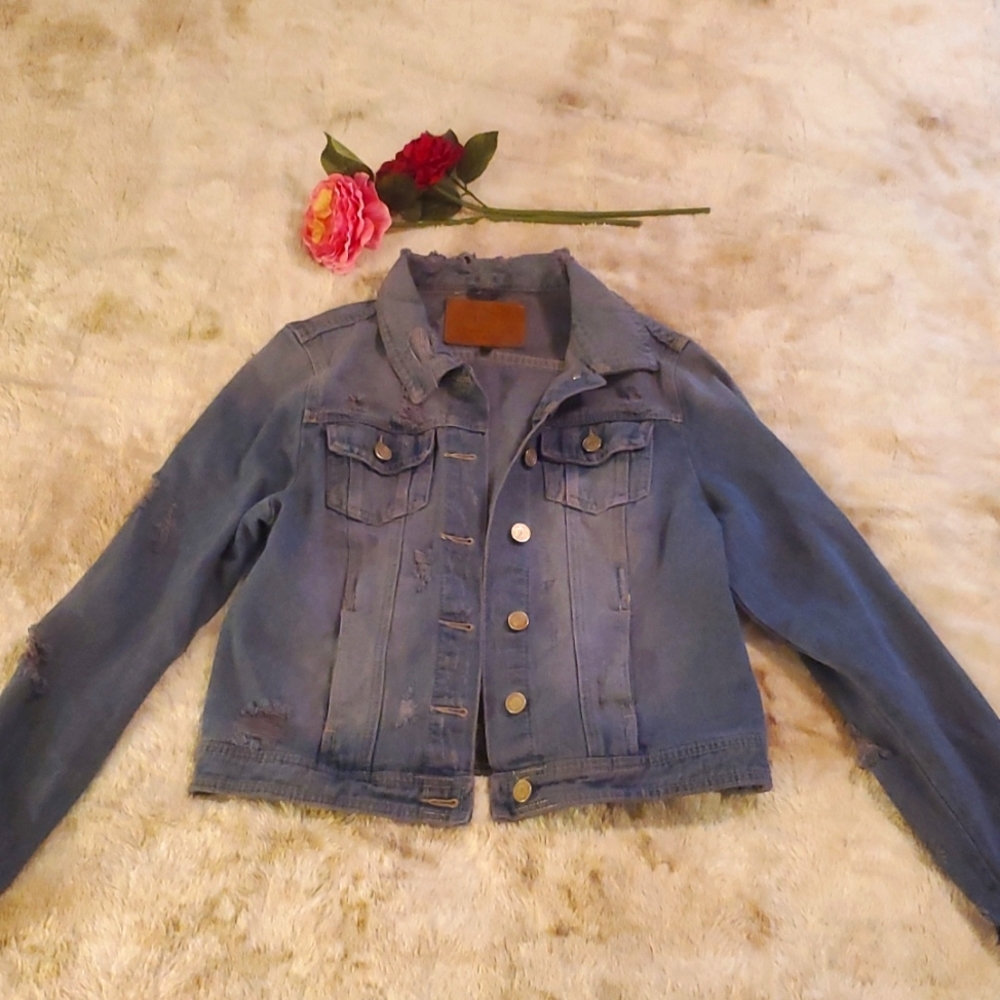 Jean denim distressed jacket